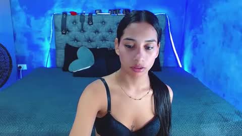 Snapshot of crisandmery chatting on 09-10-25, 04:12 CRISANDMERY online show from 09-10-25, 04:12