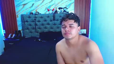 CRISANDMERY online show from 07-01-26, 04:58