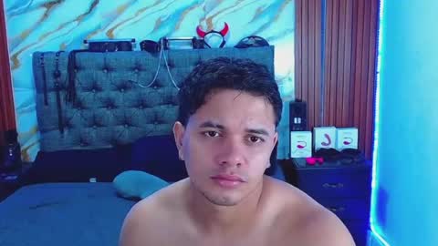CRISANDMERY online show from 07-23-26, 07:06