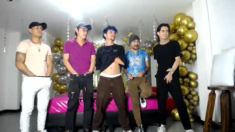 Snapshot of crismens chatting on 01-24-25, 03:11 crismens online show from 01-24-25, 03:11