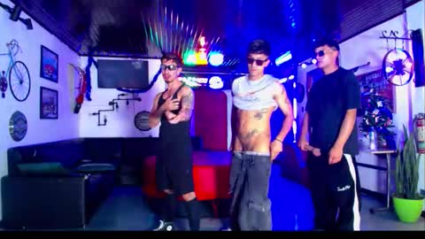 crismens online show from 12-17-25, 08:26