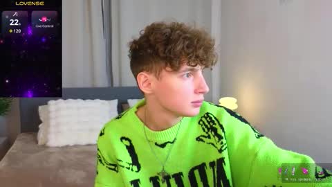 Chris online show from 10-22-25, 03:12