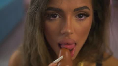 Crissy online show from 04-03-26, 10:13