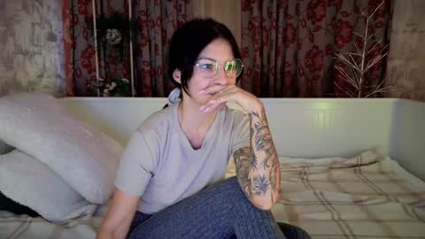 crissy_love online show from 09-17-25, 09:38