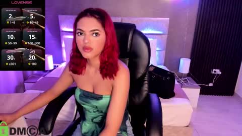 Snapshot of cristal__adams chatting on 10-13-25, 12:05 cristal__adams online show from 10-13-25, 12:05