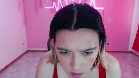 Cristal online show from 11-25-25, 08:31