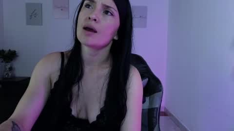 Snapshot of cristal_hilton_10 chatting on 06-19-26, 03:11 Alejandra from Wednesday to Saturday from 1000 pm to 400 am Colombian hour online show from 06-19-26, 03:11