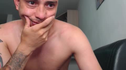 Snapshot of cristal_loverss chatting on 10-31-25, 11:11 cristal beautiful online show from 10-31-25, 11:11