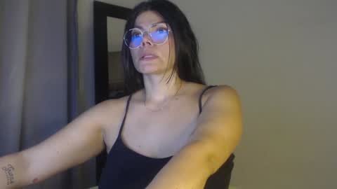 Snapshot of cristal_sexyboobs_ chatting on 01-16-25, 05:00 Cristal online show from 01-16-25, 05:00