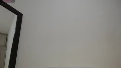 Snapshot of cristal_sexyboobs_ chatting on 03-10-25, 12:04 Cristal online show from 03-10-25, 12:04