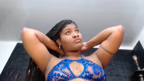 Snapshot of cristal_smith06 chatting on 02-10-26, 07:01 Hanna online show from 02-10-26, 07:01