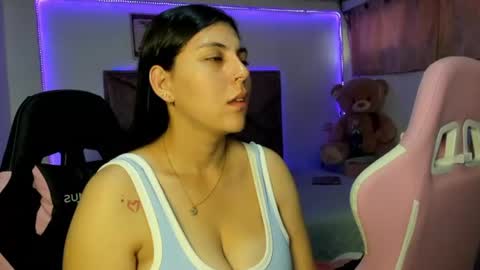 cristal_smith20 online show from 07-27-26, 12:01