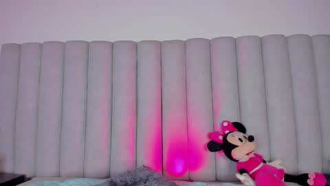 Nicole  Connection time 220pm-910pmCol online show from 02-08-25, 07:16