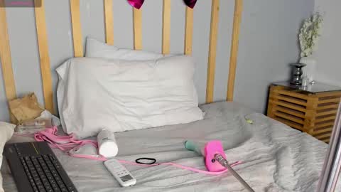 Cristal Cute  online show from 02-23-25, 05:29