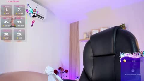 cristalfoxy_ online show from 01-05-26, 07:28