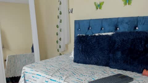 Snapshot of cristalwalker__ chatting on 03-04-25, 04:20 cristal walker online show from 03-04-25, 04:20