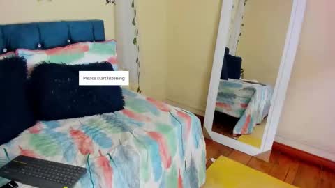 Snapshot of cristalwalker__ chatting on 10-02-25, 11:39 cristal walker online show from 10-02-25, 11:39