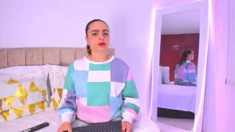 cristal walker online show from 11-21-25, 11:31