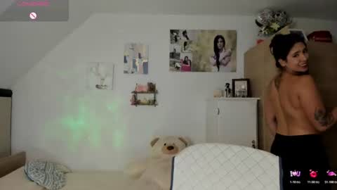 veronika online show from 07-30-26, 02:54