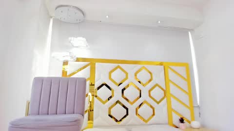  Independent Model online show from 01-18-25, 03:05