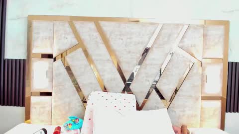 cristin  online show from 03-07-25, 07:05