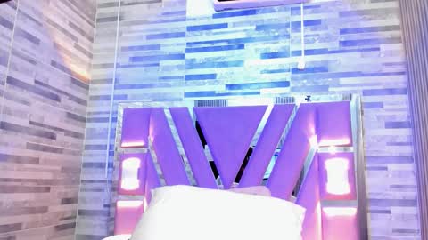 cristin  online show from 11-15-25, 11:51