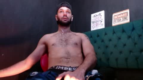 Snapshot of cristian_hot9 chatting on 02-09-25, 05:22 cristian hot9 online show from 02-09-25, 05:22