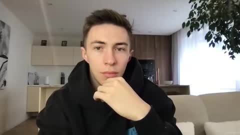 CristianoHailey online show from 12-15-24, 08:41