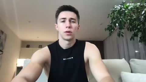 CristianoHailey online show from 01-31-25, 07:18