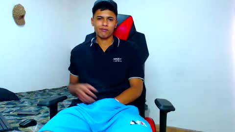 Snapshot of cristiantayron chatting on 05-09-26, 10:15 cristian online show from 05-09-26, 10:15