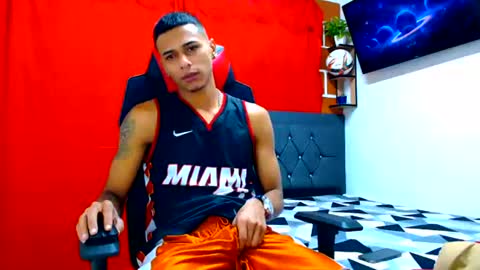 cristian online show from 07-21-26, 02:19
