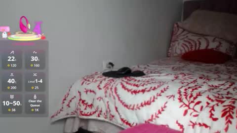 Snapshot of cristin_doll chatting on 10-13-25, 07:14 cristina online show from 10-13-25, 07:14