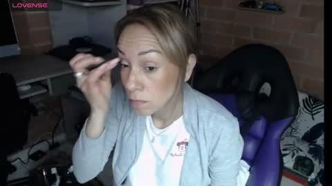 cristina online show from 06-12-26, 02:49