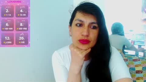 Cristina online show from 01-06-26, 02:04