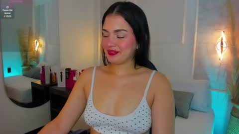 C R I S T I N A online show from 07-10-26, 02:16