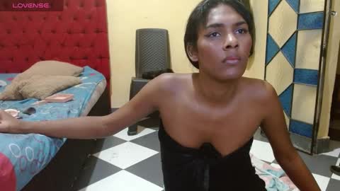 cristinamontiel74 online show from 02-11-25, 02:46