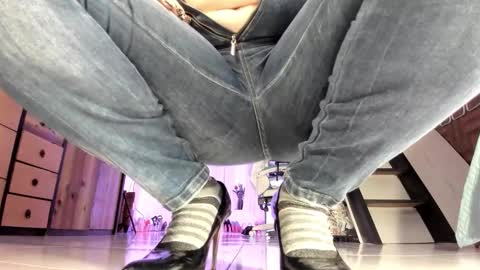 Julieta online show from 10-25-25, 10:48