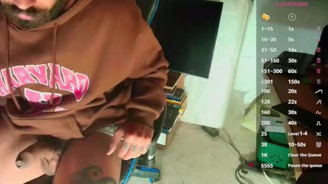 Snapshot of cristopher_here chatting on 10-13-25, 02:11 CRISTOPHER online show from 10-13-25, 02:11