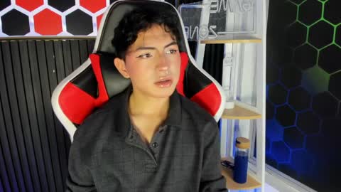 Cristopher  online show from 04-01-26, 08:39