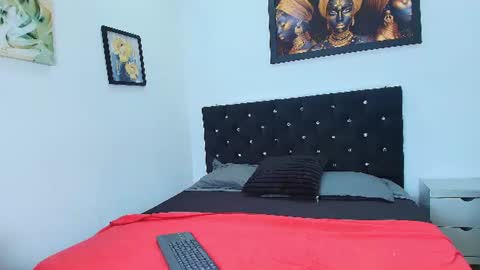cristtalrousse online show from 08-06-26, 01:24