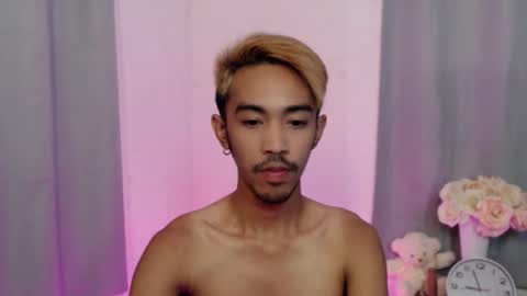 crocodale online show from 11-19-25, 05:29