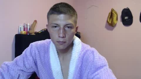cronos_hot_888 online show from 02-28-26, 04:02