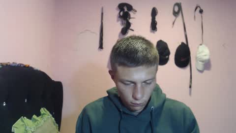 cronos_hot_888 online show from 03-03-26, 08:42