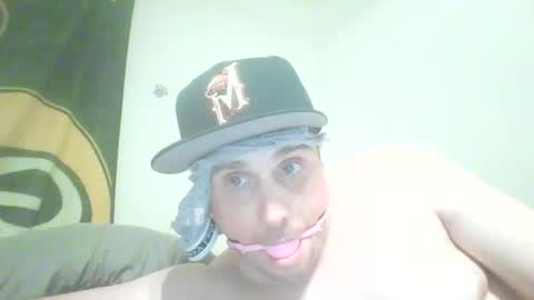 Snapshot of cronski_longcock chatting on 10-19-25, 12:33 cronski_longcock online show from 10-19-25, 12:33