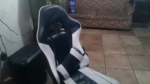 Snapshot of crossdressernola504 chatting on 01-20-25, 01:00 crossdressernola504 online show from 01-20-25, 01:00