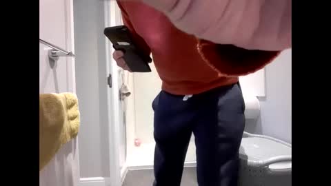 Snapshot of croup45 chatting on 02-27-25, 10:26 croup45 online show from 02-27-25, 10:26