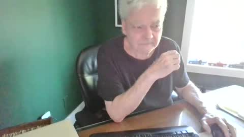 Sugarcane online show from 07-29-26, 02:04