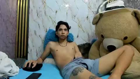 cruzito_hot_x21 online show from 07-28-26, 03:32