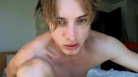 Lin inst lingoodyy online show from 12-23-25, 03:48