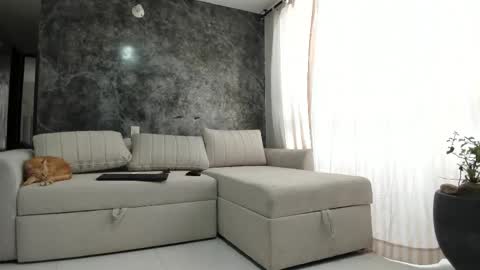 Cryss online show from 11-16-25, 09:31